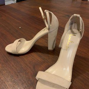 Lulu's Size 8 Nude Suede Heels